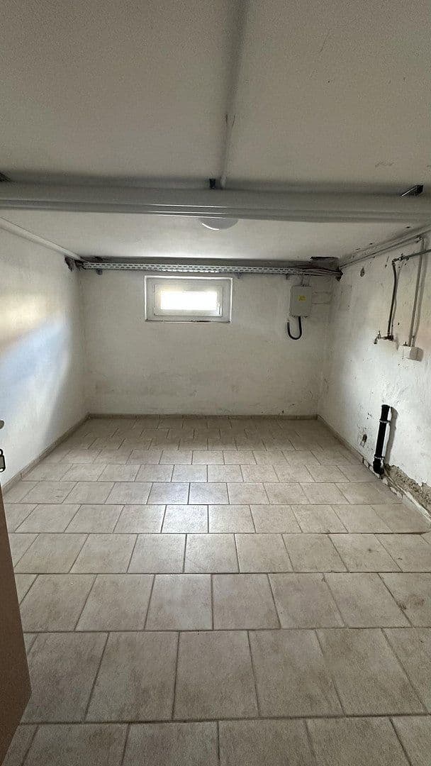 Prenájom bytu 4-izbový 145 m², Österreicher Weg 27, Paderborn, Severné Porýnie - Westfálsko Prenájom bytu 4-izbový 145 m², Österreicher Weg 27, Paderborn, Severné Porýnie - Westfálsko