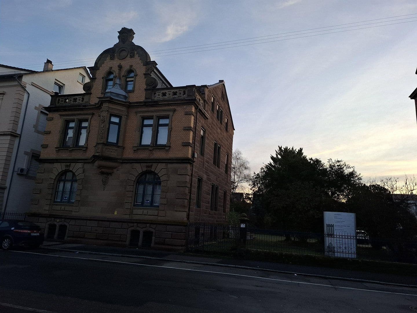 Prenájom kancelárie 95 m², Uhlandstr. 57, Heilbronn, Bádensko-Wurttembersko Prenájom kancelárie 95 m², Uhlandstr. 57, Heilbronn, Bádensko-Wurttembersko