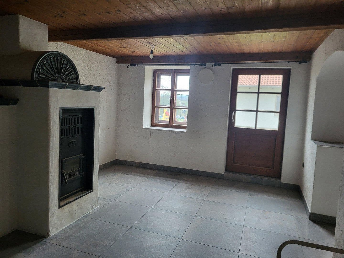 Prenájom bytu 305 m², Oberhausen, Bavorsko Prenájom bytu 305 m², Oberhausen, Bavorsko