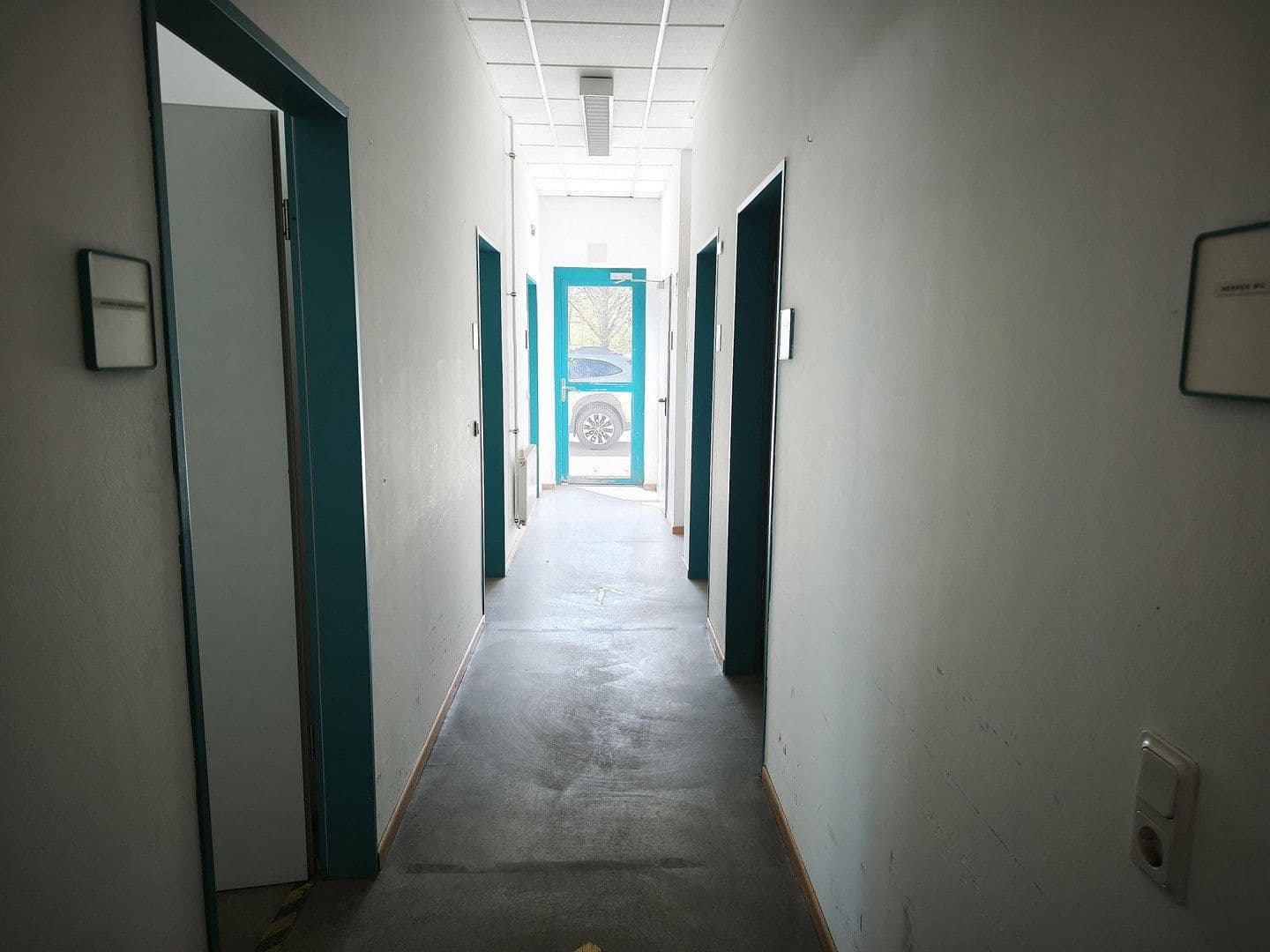 Predaj nebytového priestoru 1.206 m², Achtenbüttelweg 16, Wolfsburg, Dolné Sasko Predaj nebytového priestoru 1.206 m², Achtenbüttelweg 16, Wolfsburg, Dolné Sasko