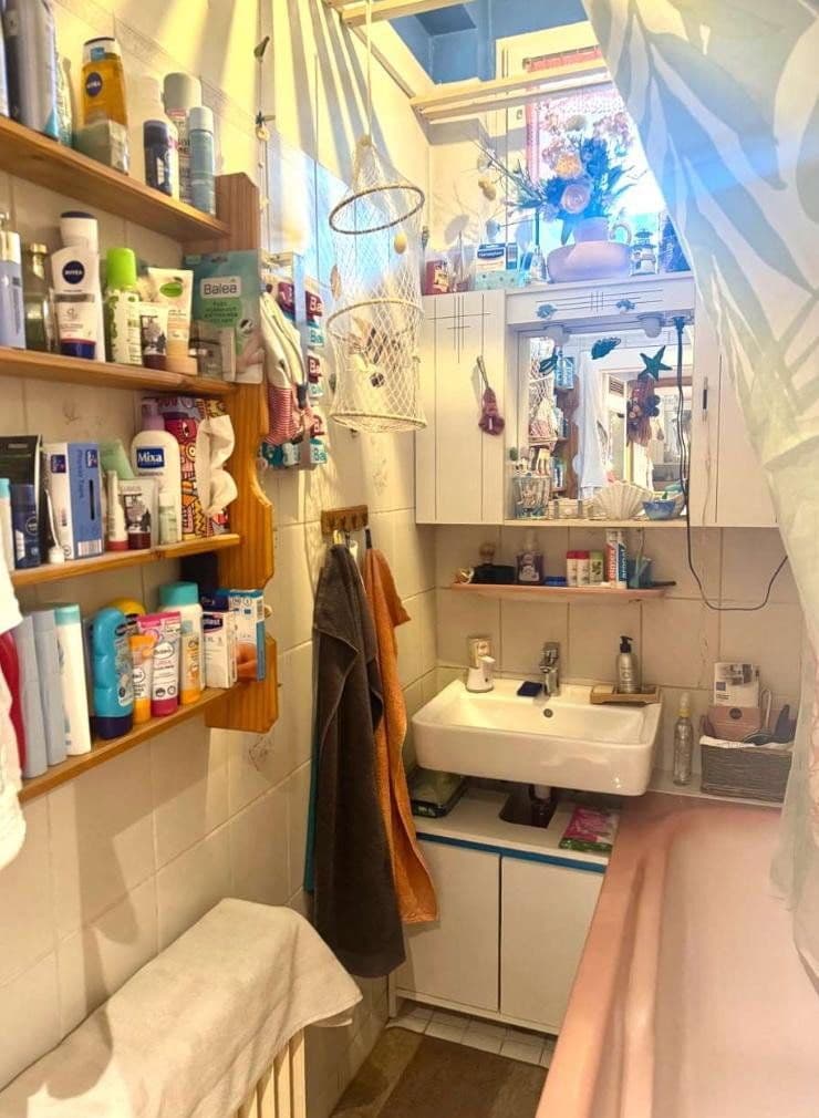 Predaj bytu 3-izbový 63 m², Neusser Strasse 454,, Köln, Severné Porýnie - Westfálsko Predaj bytu 3-izbový 63 m², Neusser Strasse 454,, Köln, Severné Porýnie - Westfálsko