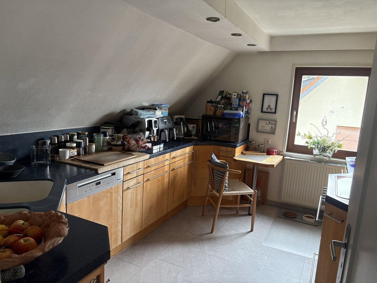 Predaj domu 196 m², pozemok 742 m², Bad Soden-Salmünster, Hesensko Predaj domu 196 m², pozemok 742 m², Bad Soden-Salmünster, Hesensko