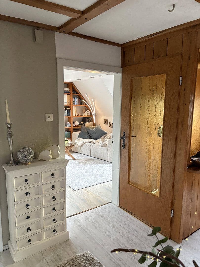 Predaj domu 196 m², pozemok 742 m², Bad Soden-Salmünster, Hesensko Predaj domu 196 m², pozemok 742 m², Bad Soden-Salmünster, Hesensko