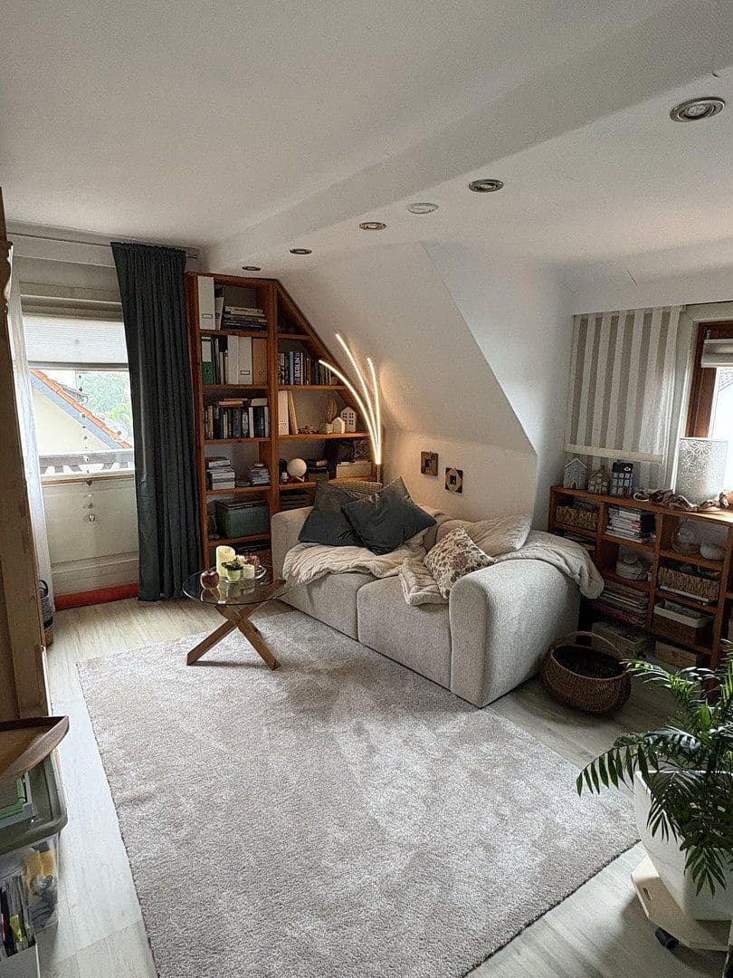 Predaj domu 196 m², pozemok 742 m², Bad Soden-Salmünster, Hesensko Predaj domu 196 m², pozemok 742 m², Bad Soden-Salmünster, Hesensko