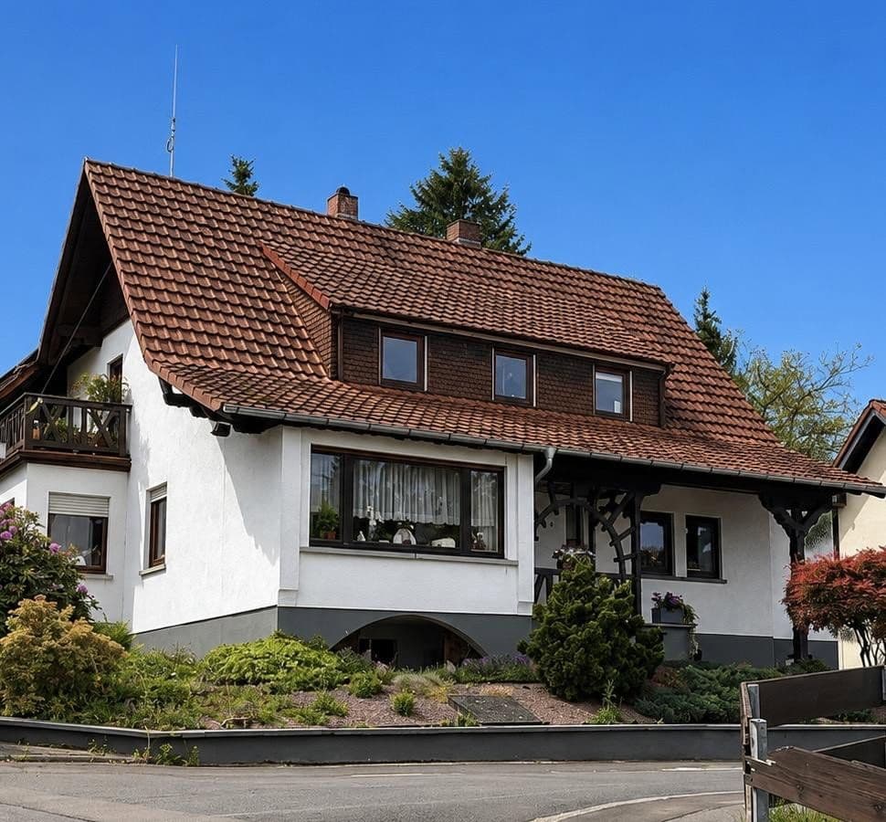 Predaj domu 196 m², pozemok 742 m², Bad Soden-Salmünster, Hesensko Predaj domu 196 m², pozemok 742 m², Bad Soden-Salmünster, Hesensko