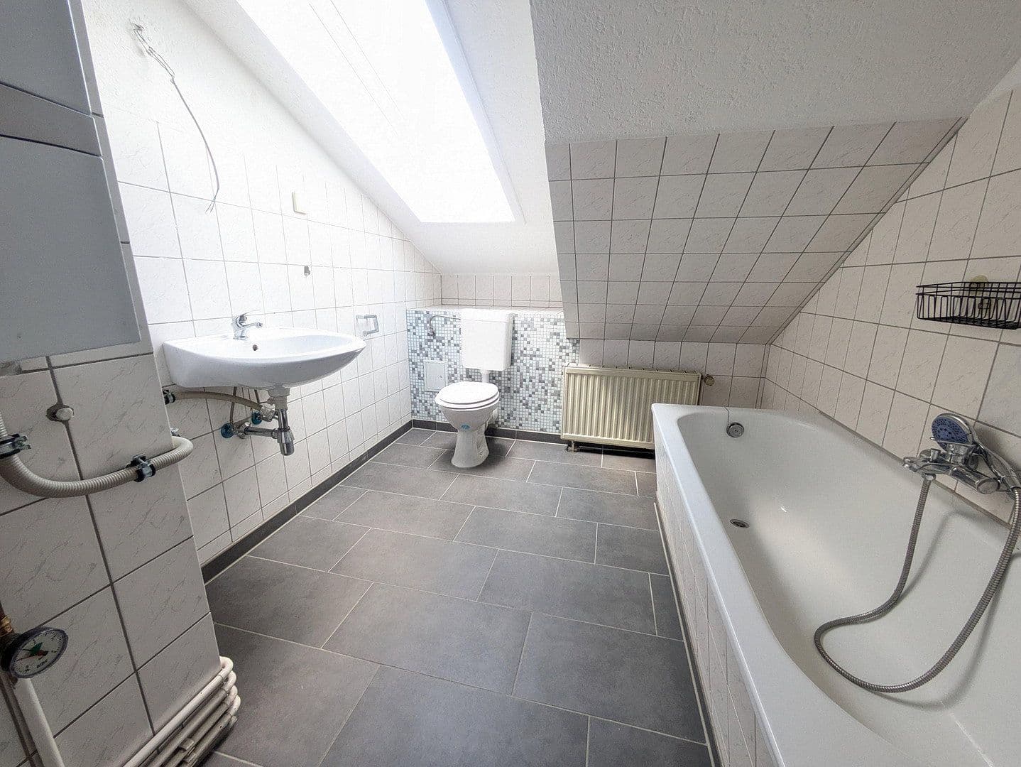 Prenájom bytu 1-izbový 39 m², Triftstr. 29, Halle, Sasko-Anhaltsko Prenájom bytu 1-izbový 39 m², Triftstr. 29, Halle, Sasko-Anhaltsko