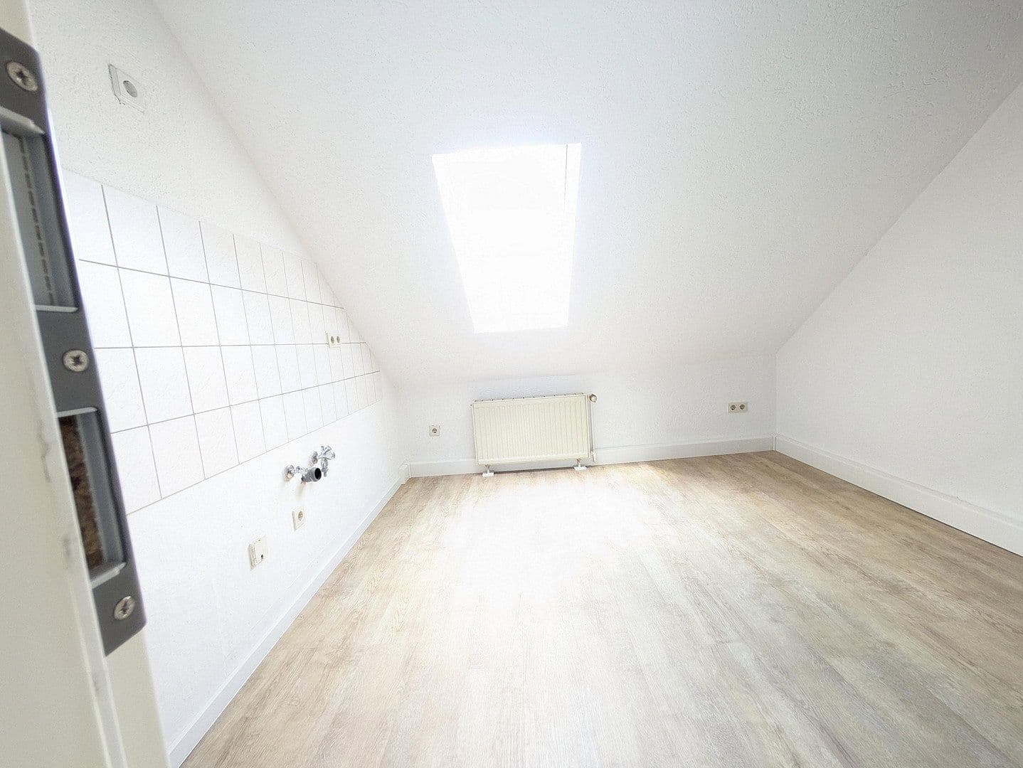 Prenájom bytu 1-izbový 39 m², Triftstr. 29, Halle, Sasko-Anhaltsko Prenájom bytu 1-izbový 39 m², Triftstr. 29, Halle, Sasko-Anhaltsko