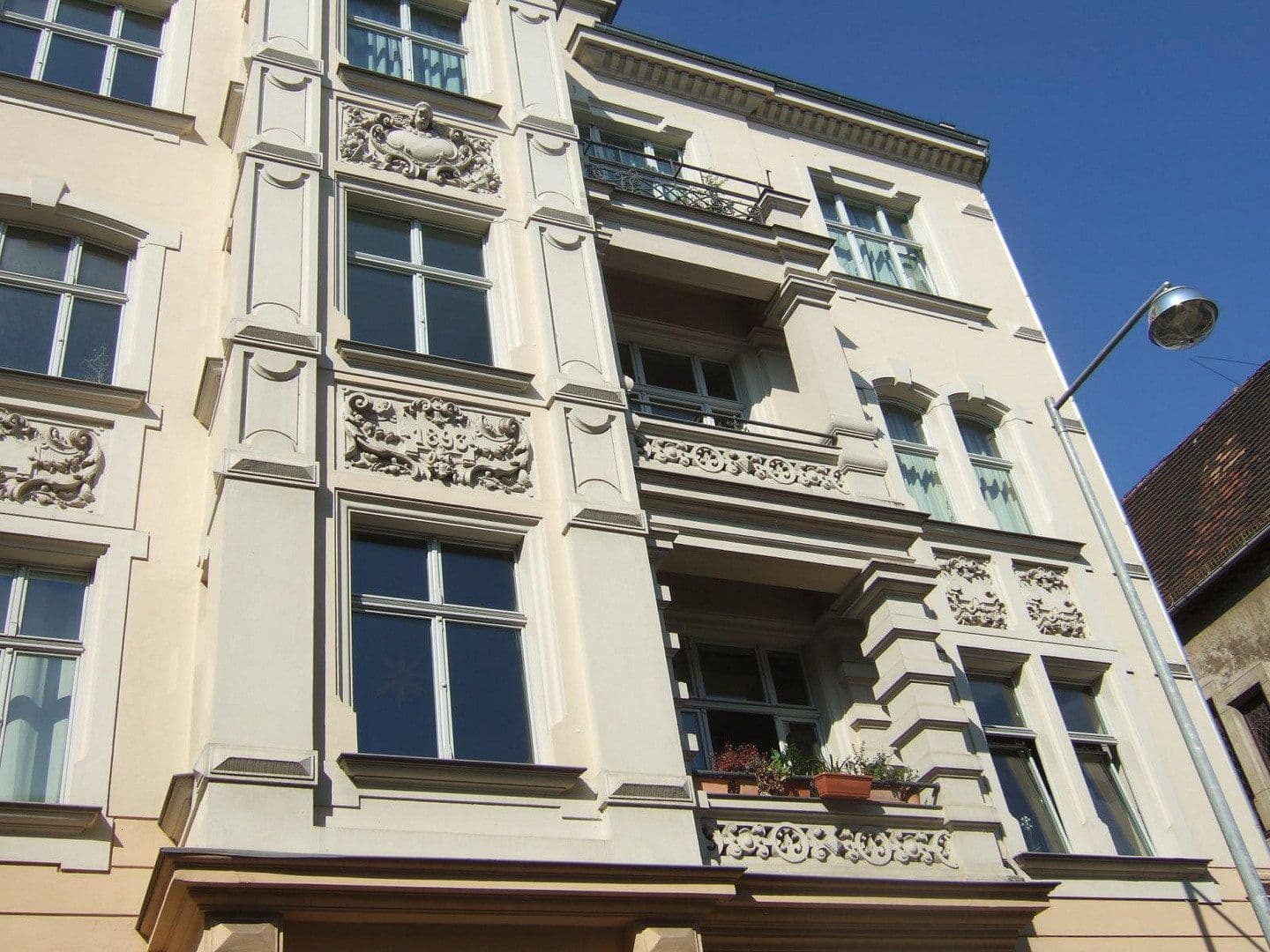 Predaj domu 578 m², pozemok 306 m², Magdeburg, Sasko-Anhaltsko Predaj domu 578 m², pozemok 306 m², Magdeburg, Sasko-Anhaltsko