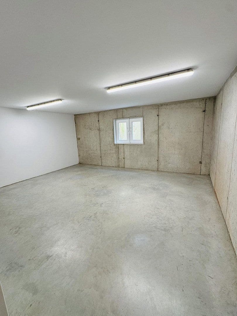 Prenájom domu 150 m², pozemok 160 m², Rosenheimer Str. 72b, Branneburg, Bavorsko Prenájom domu 150 m², pozemok 160 m², Rosenheimer Str. 72b, Branneburg, Bavorsko