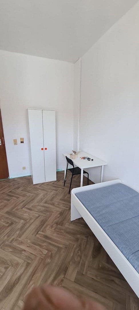 Prenájom bytu 1-izbový 20 m², Stubenlohstr. 6, Erlangen, Bavorsko Prenájom bytu 1-izbový 20 m², Stubenlohstr. 6, Erlangen, Bavorsko