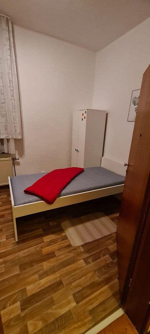 Prenájom bytu 1-izbový 20 m², Stubenlohstr. 6, Erlangen, Bavorsko Prenájom bytu 1-izbový 20 m², Stubenlohstr. 6, Erlangen, Bavorsko