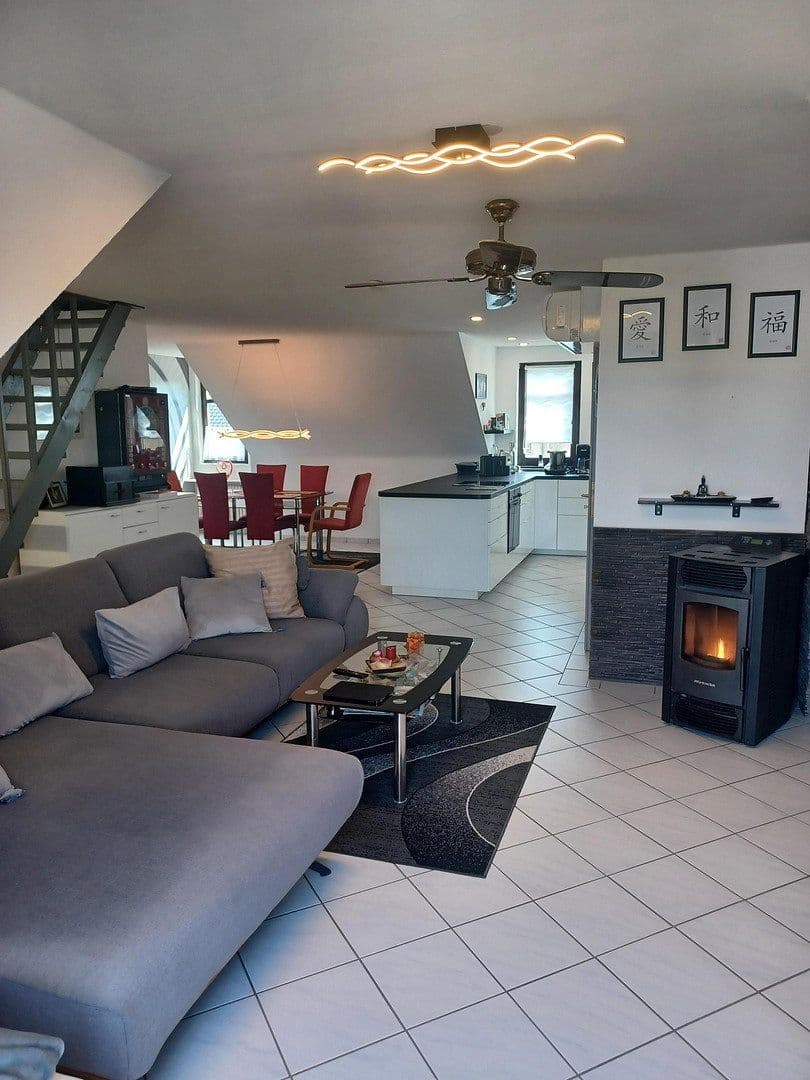 Predaj bytu 2-izbový 84 m², Schützenstrasse 41, Wachtberg, Severné Porýnie - Westfálsko Predaj bytu 2-izbový 84 m², Schützenstrasse 41, Wachtberg, Severné Porýnie - Westfálsko