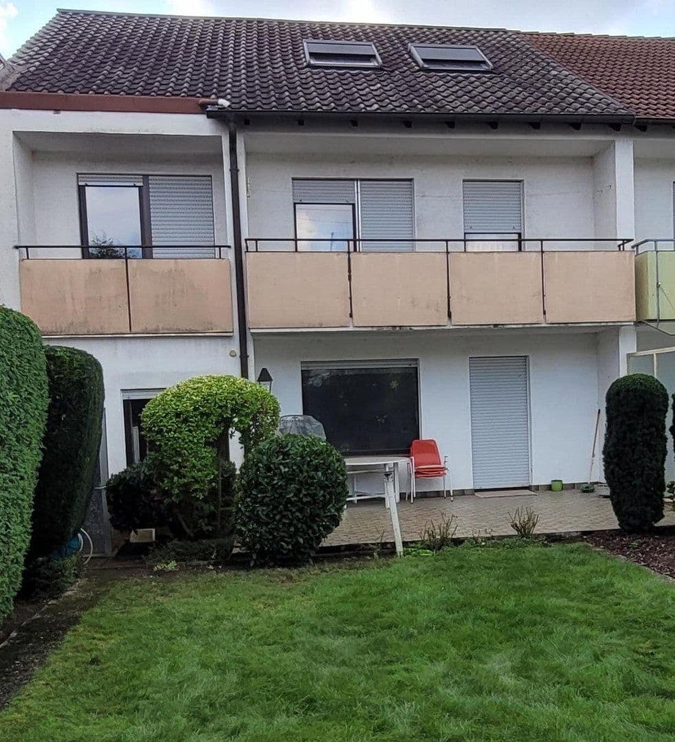 Predaj domu 172 m², pozemok 275 m², Ludwigshafen-Maudach, Porýnie-Falcko Predaj domu 172 m², pozemok 275 m², Ludwigshafen-Maudach, Porýnie-Falcko