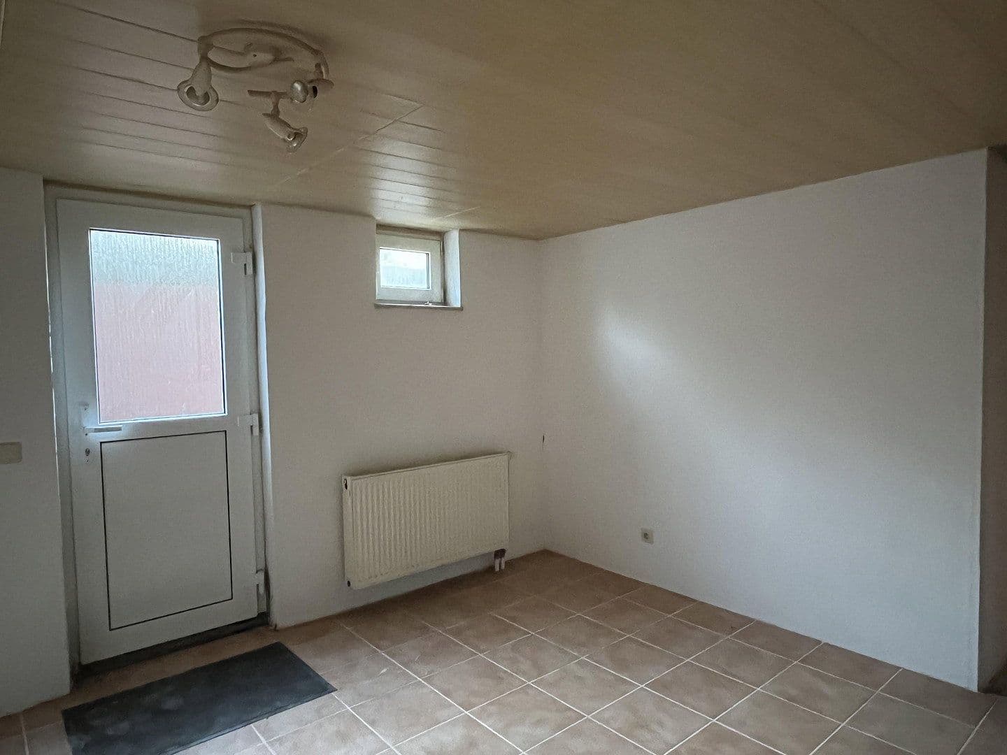 Predaj domu 96 m², pozemok 560 m², Braunsbedra, Sasko-Anhaltsko Predaj domu 96 m², pozemok 560 m², Braunsbedra, Sasko-Anhaltsko