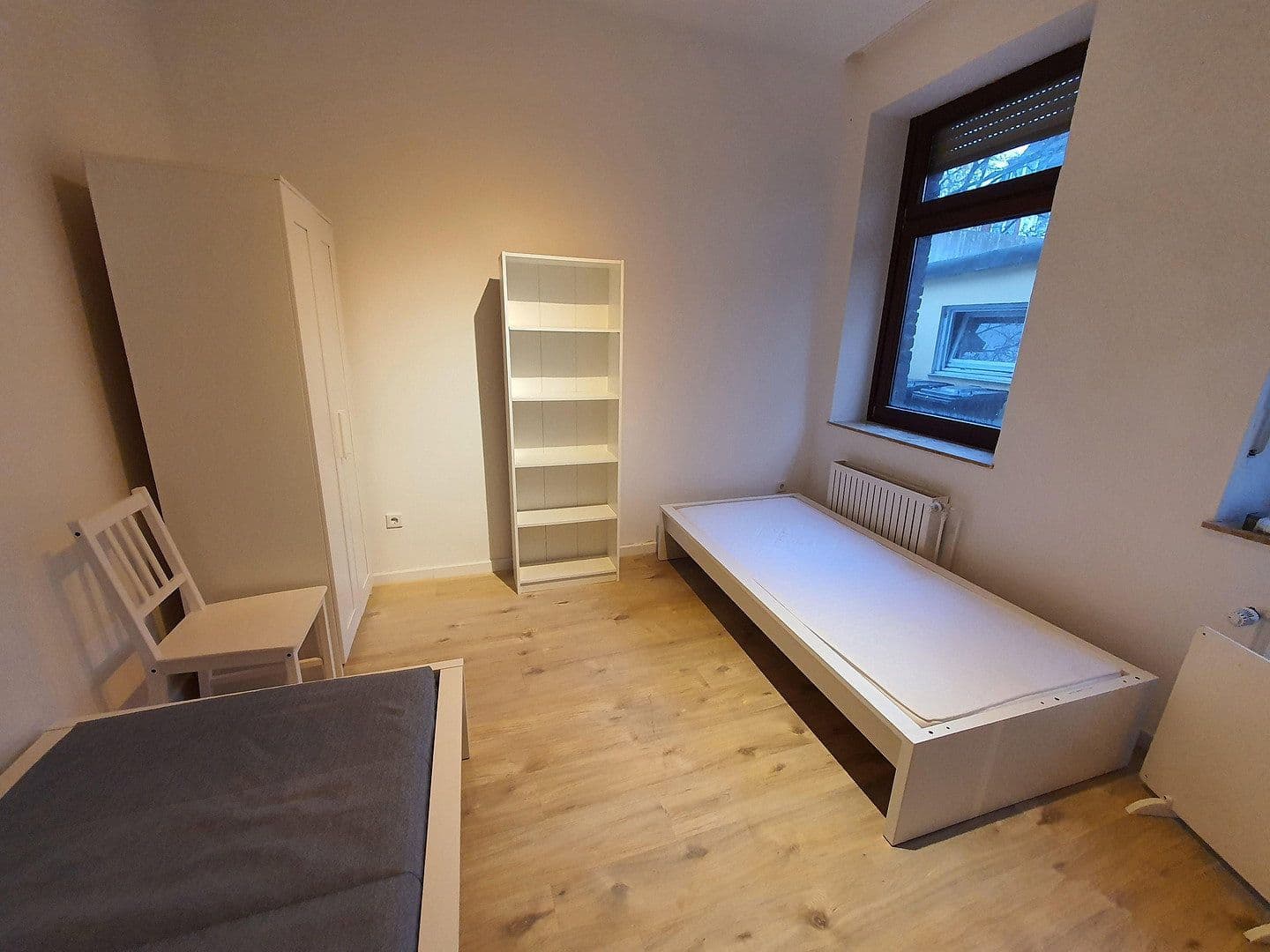 Predaj domu 315 m², pozemok 300 m², Kölnerstraße 186, Krefeld, Severné Porýnie - Westfálsko Predaj domu 315 m², pozemok 300 m², Kölnerstraße 186, Krefeld, Severné Porýnie - Westfálsko