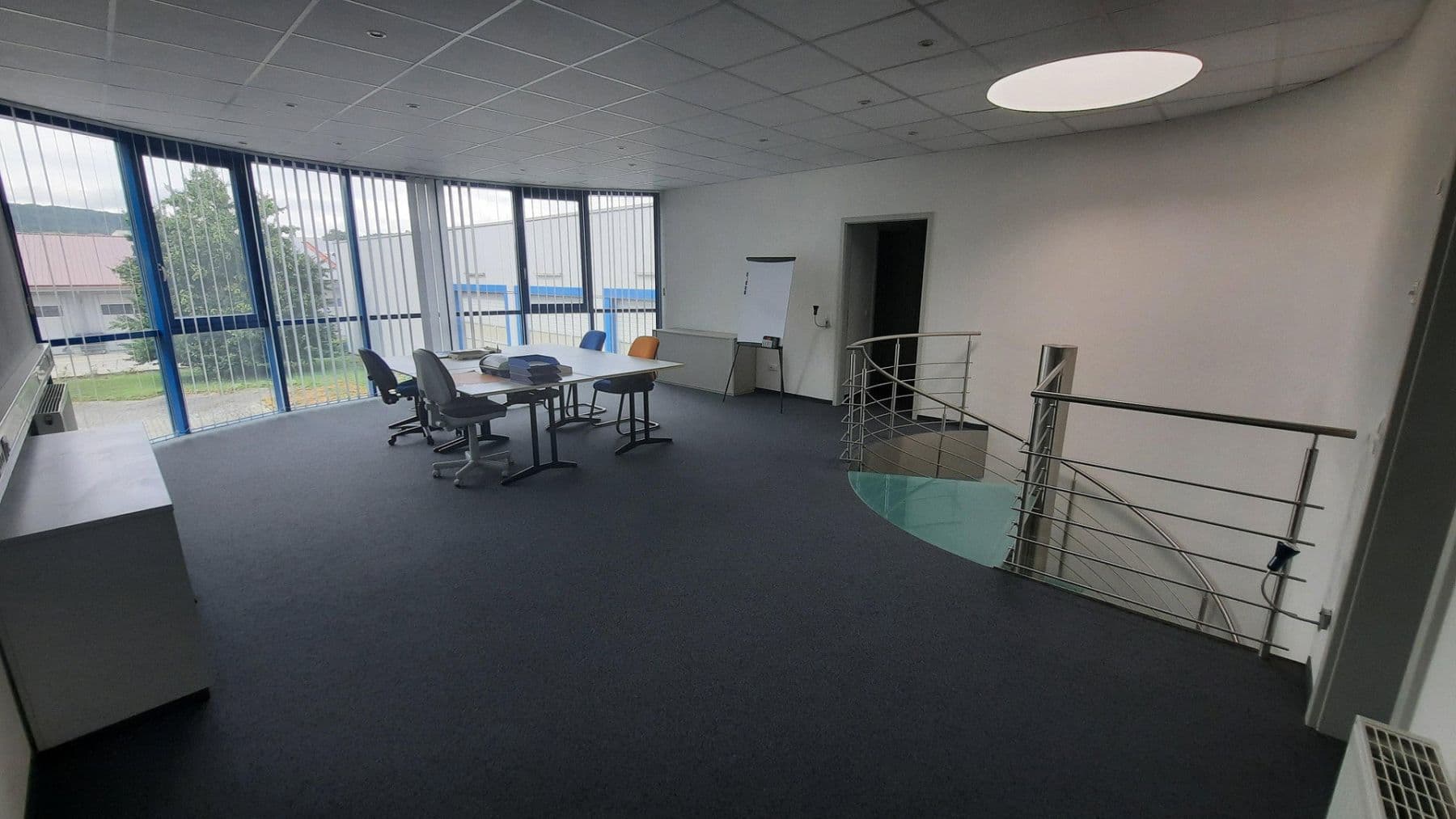 Predaj nebytového priestoru 2.500 m², Igersheim, Bádensko-Wurttembersko Predaj nebytového priestoru 2.500 m², Igersheim, Bádensko-Wurttembersko