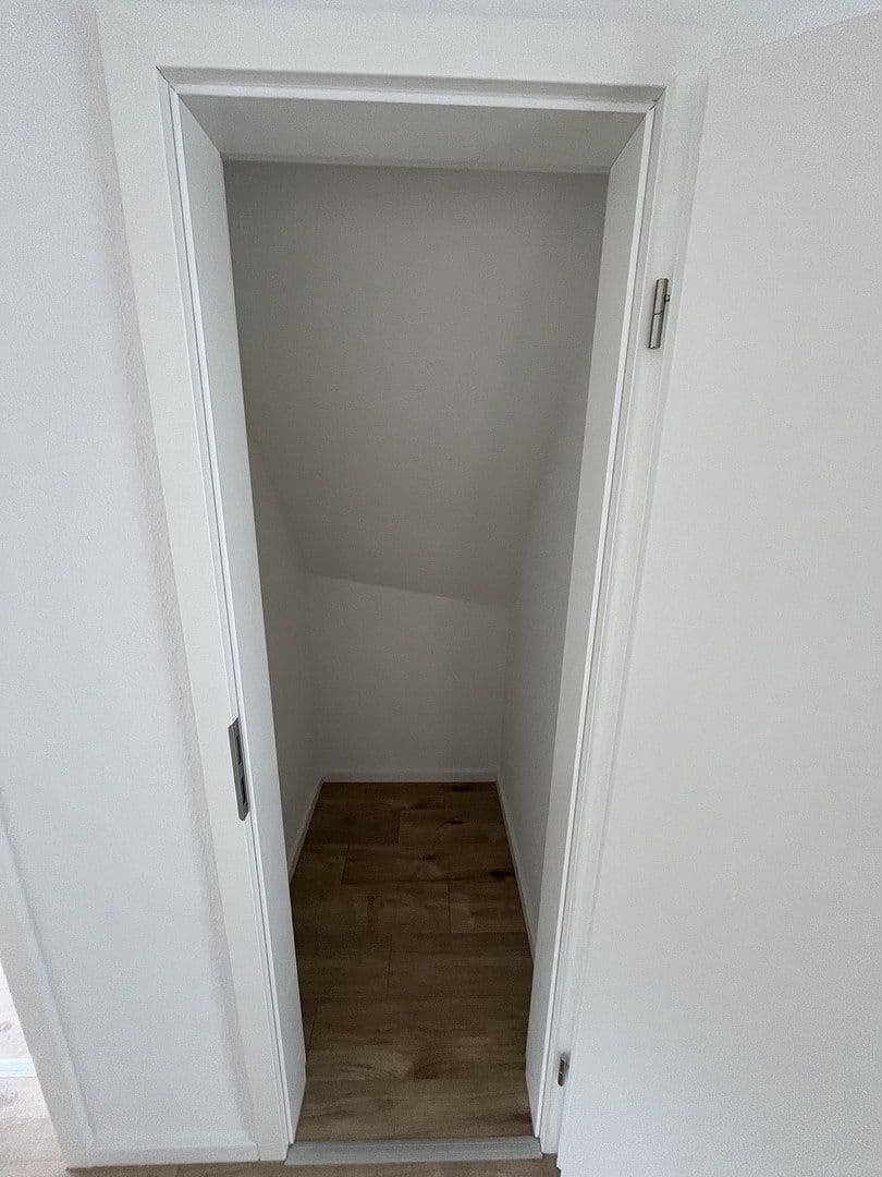 Predaj bytu 4-izbový 84 m², Kiwittenberg 43, Oberhausen, Severné Porýnie - Westfálsko Predaj bytu 4-izbový 84 m², Kiwittenberg 43, Oberhausen, Severné Porýnie - Westfálsko