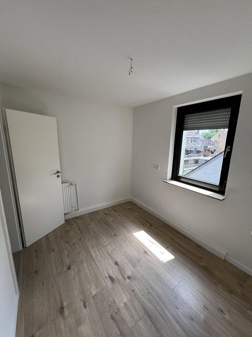 Predaj bytu 4-izbový 84 m², Kiwittenberg 43, Oberhausen, Severné Porýnie - Westfálsko Predaj bytu 4-izbový 84 m², Kiwittenberg 43, Oberhausen, Severné Porýnie - Westfálsko