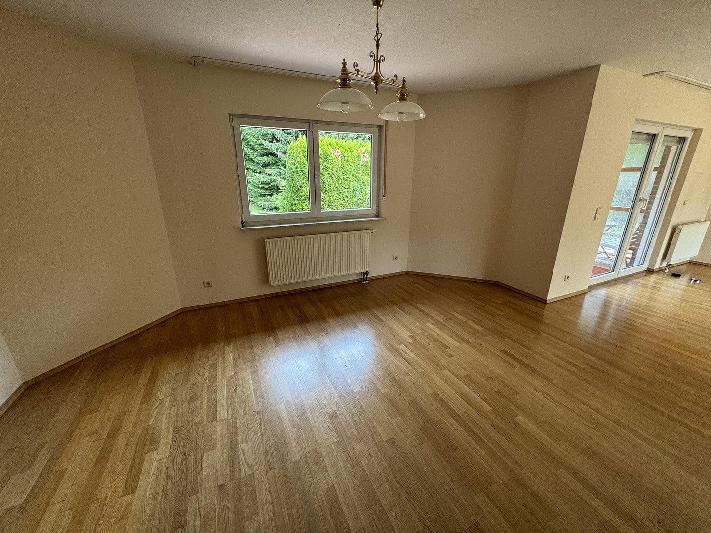 Predaj nebytového priestoru 6.330 m², Kämpfelbach, Bádensko-Wurttembersko Predaj nebytového priestoru 6.330 m², Kämpfelbach, Bádensko-Wurttembersko