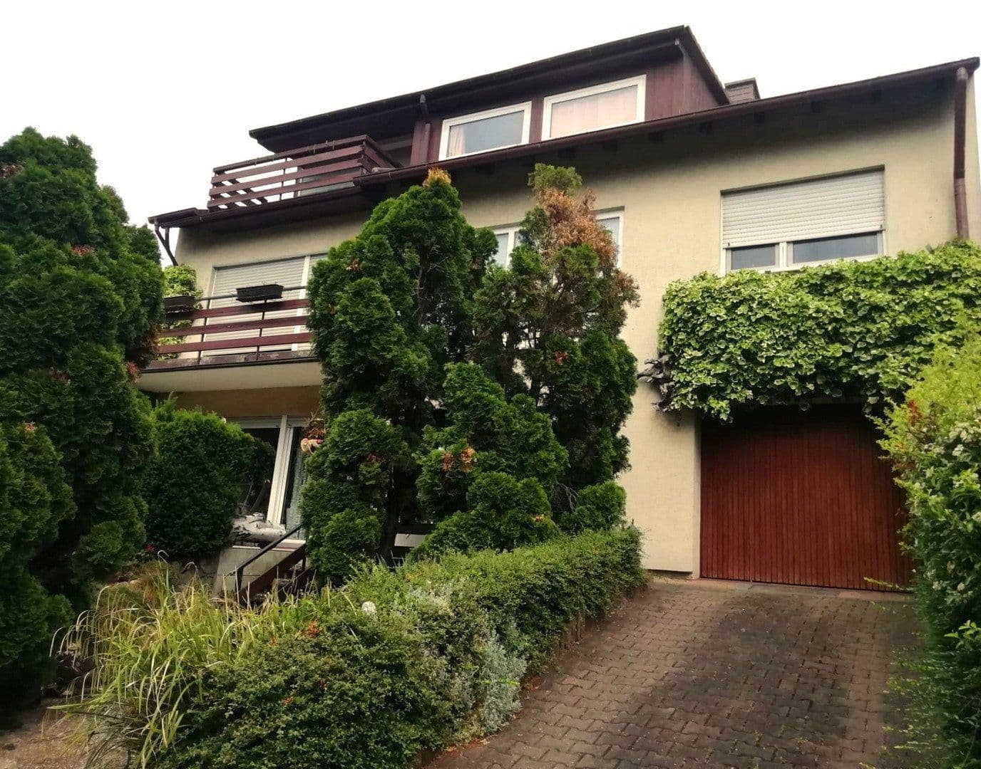 Predaj domu 260 m², pozemok 426 m², Nieder-Olm, Porýnie-Falcko Predaj domu 260 m², pozemok 426 m², Nieder-Olm, Porýnie-Falcko