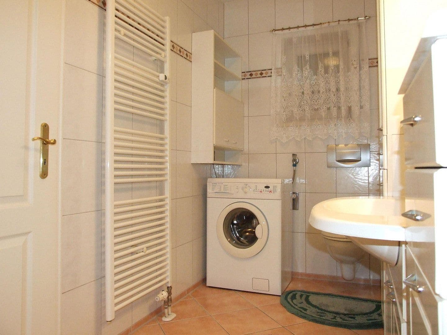 Prenájom bytu 3-izbový 75 m², Sulzbacher Str. 71, Nürnberg, Bavorsko Prenájom bytu 3-izbový 75 m², Sulzbacher Str. 71, Nürnberg, Bavorsko