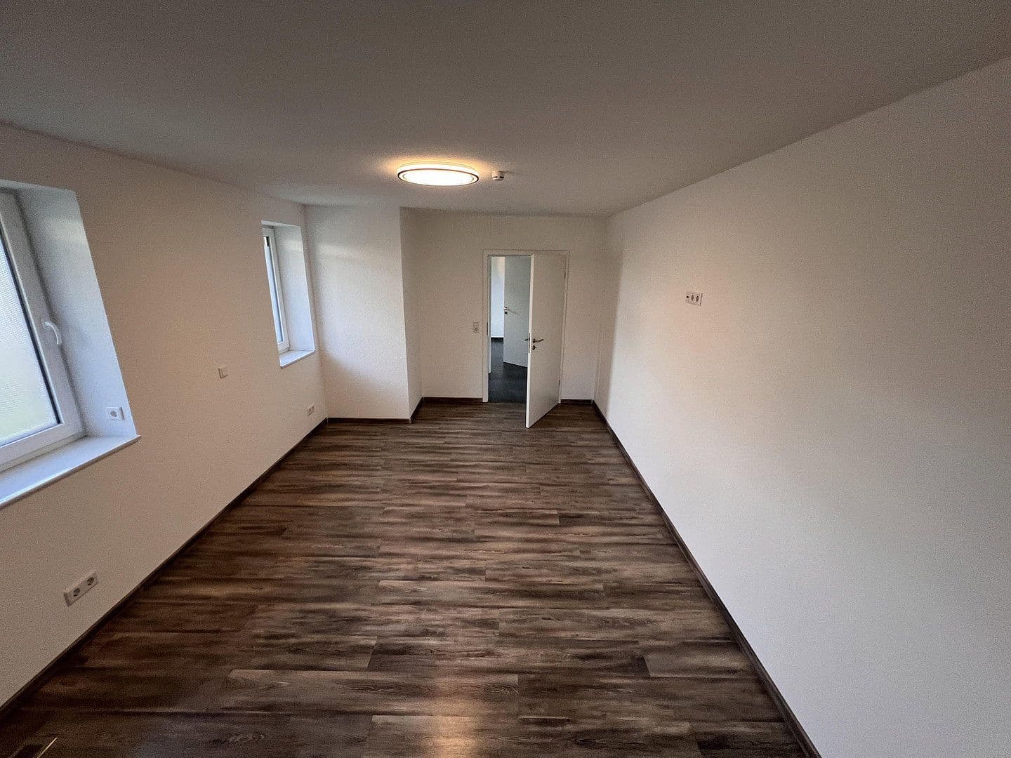 Prenájom domu 123 m², pozemok 580 m², Am Mühlenberg 4, Schwabstedt, Šlezvicko-Holštajnsko Prenájom domu 123 m², pozemok 580 m², Am Mühlenberg 4, Schwabstedt, Šlezvicko-Holštajnsko