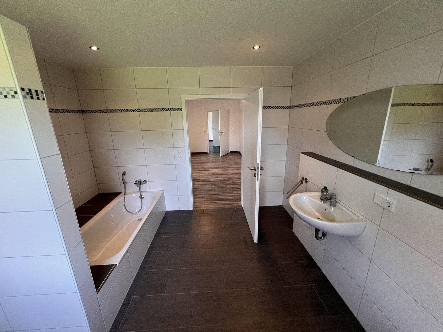 Prenájom domu 123 m², pozemok 580 m², Am Mühlenberg 4, Schwabstedt, Šlezvicko-Holštajnsko Prenájom domu 123 m², pozemok 580 m², Am Mühlenberg 4, Schwabstedt, Šlezvicko-Holštajnsko
