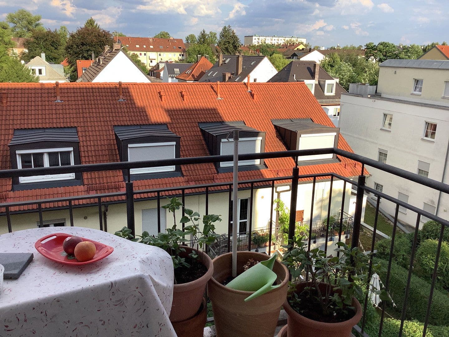 Prenájom bytu 2-izbový 40 m², München, Bavorsko Prenájom bytu 2-izbový 40 m², München, Bavorsko