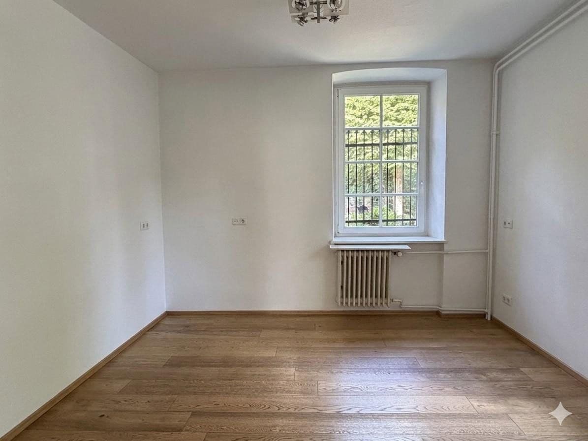 Prenájom bytu 4-izbový 165 m², Gederner Str. 20, Herdecke, Severné Porýnie - Westfálsko Prenájom bytu 4-izbový 165 m², Gederner Str. 20, Herdecke, Severné Porýnie - Westfálsko