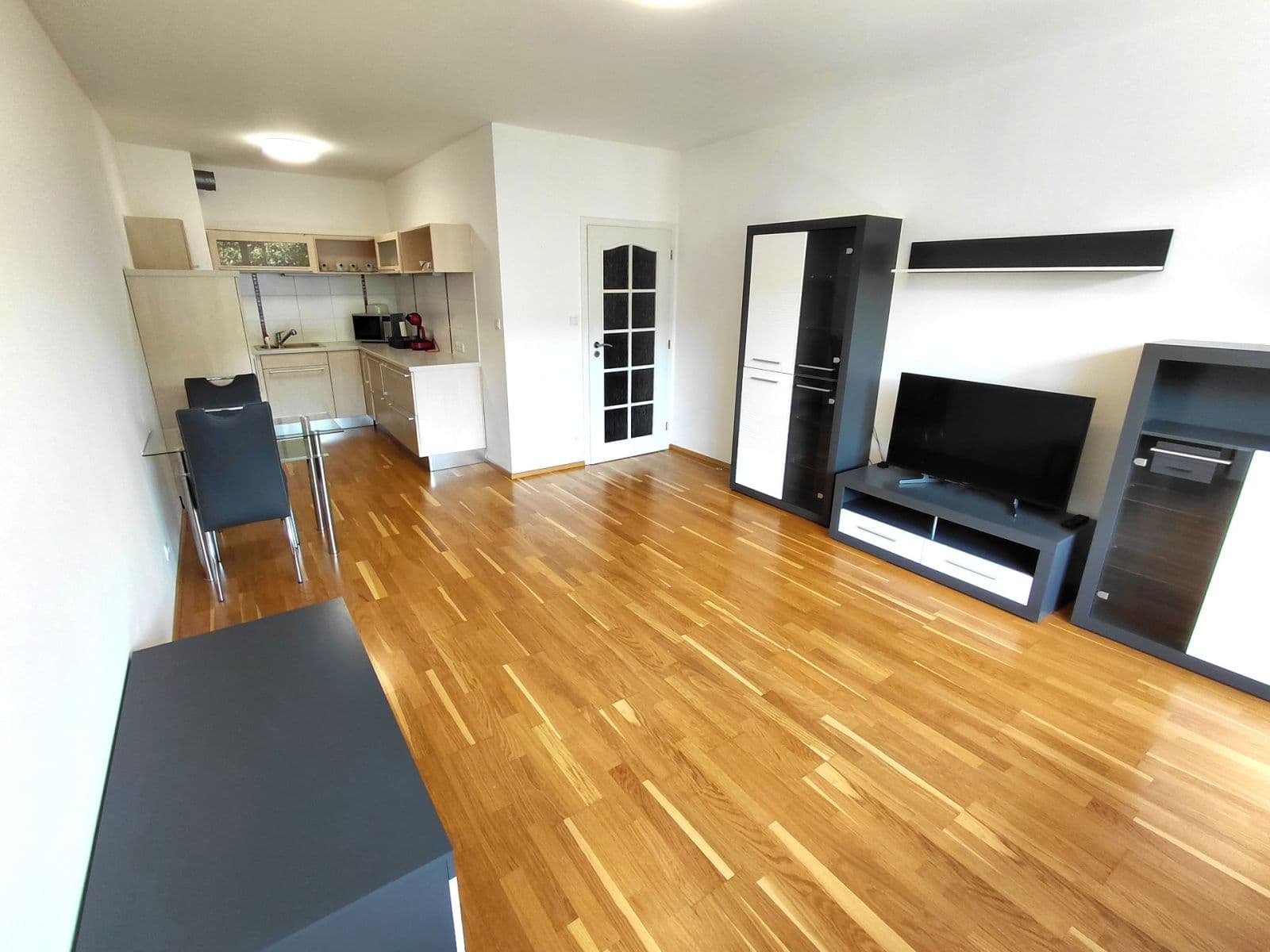 Prenájom bytu 2-izbový 51 m², Werichova, Praha, Praha Prenájom bytu 2-izbový 51 m², Werichova, Praha, Praha