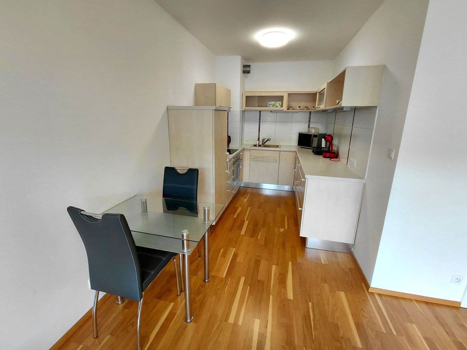 Prenájom bytu 2-izbový 51 m², Werichova, Praha, Praha Prenájom bytu 2-izbový 51 m², Werichova, Praha, Praha