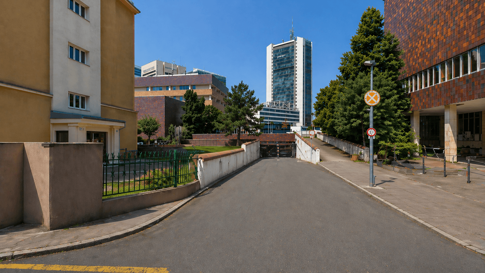Prenájom garáže 14 m², Bystřická, Praha, Praha Prenájom garáže 14 m², Bystřická, Praha, Praha