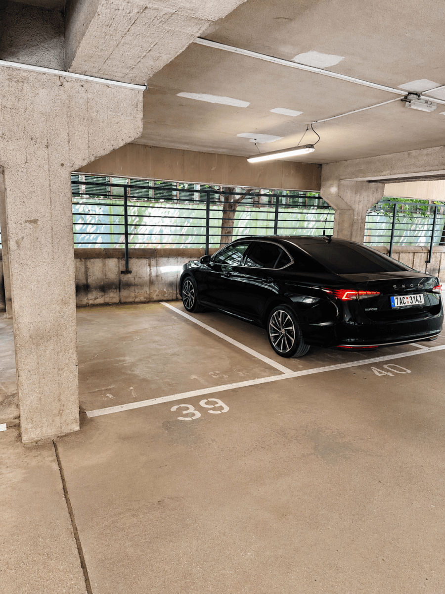 Prenájom garáže 14 m², Bystřická, Praha, Praha Prenájom garáže 14 m², Bystřická, Praha, Praha
