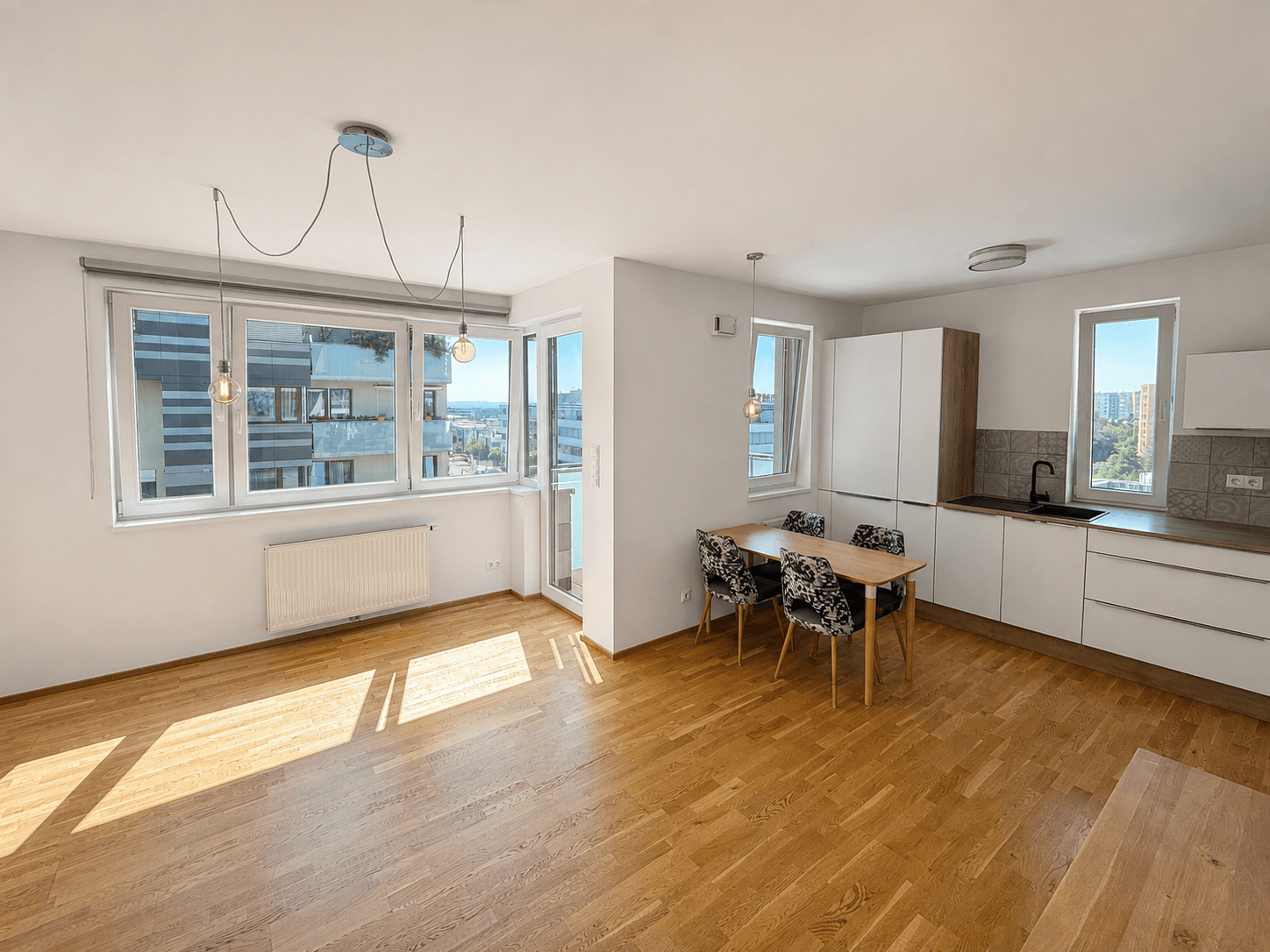 Prenájom bytu 2-izbový 59 m², Pod Stolovou horou, Praha, Praha Prenájom bytu 2-izbový 59 m², Pod Stolovou horou, Praha, Praha