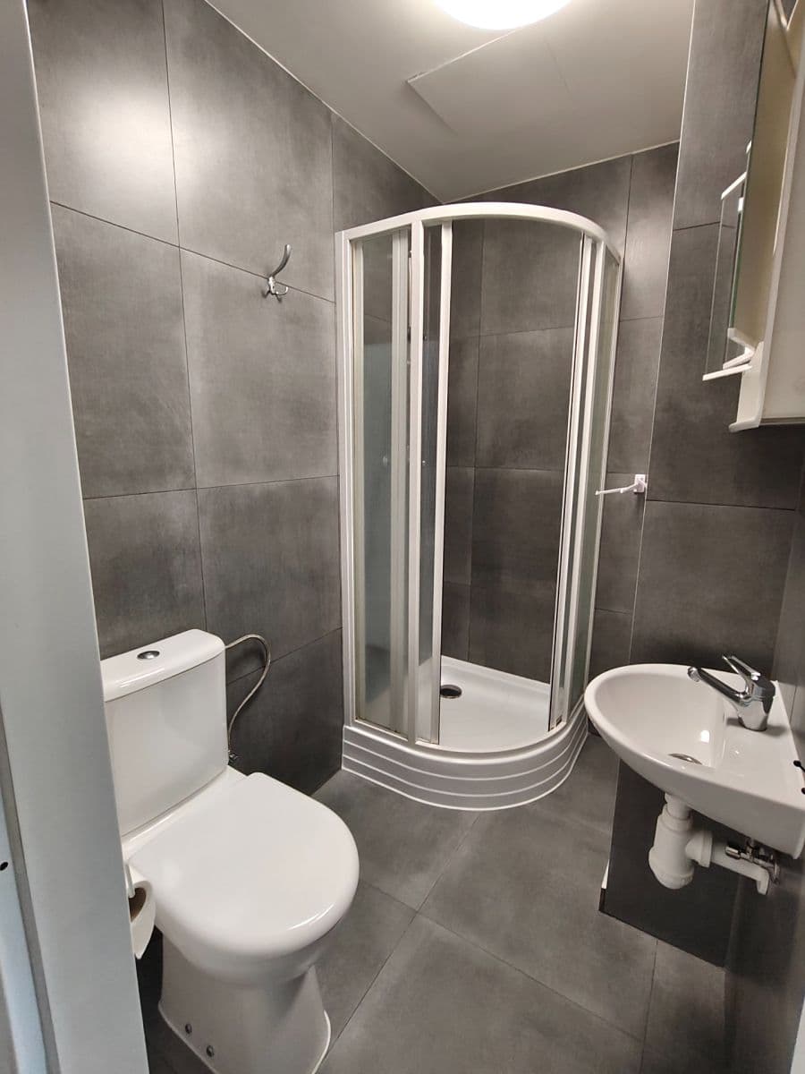 Prenájom bytu Garsoniéra 15 m², Jasmínová, Praha, Praha Prenájom bytu Garsoniéra 15 m², Jasmínová, Praha, Praha