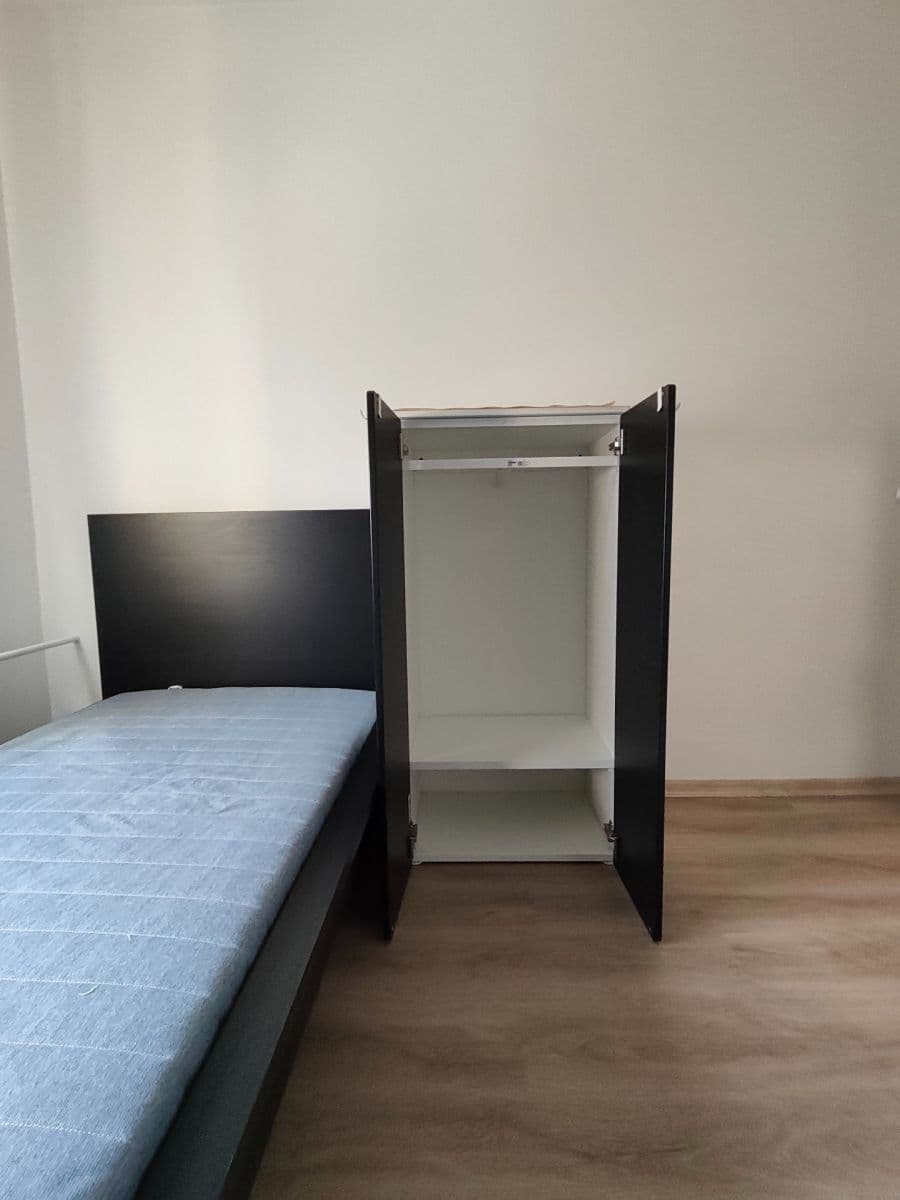 Prenájom bytu Garsoniéra 15 m², Jasmínová, Praha, Praha Prenájom bytu Garsoniéra 15 m², Jasmínová, Praha, Praha