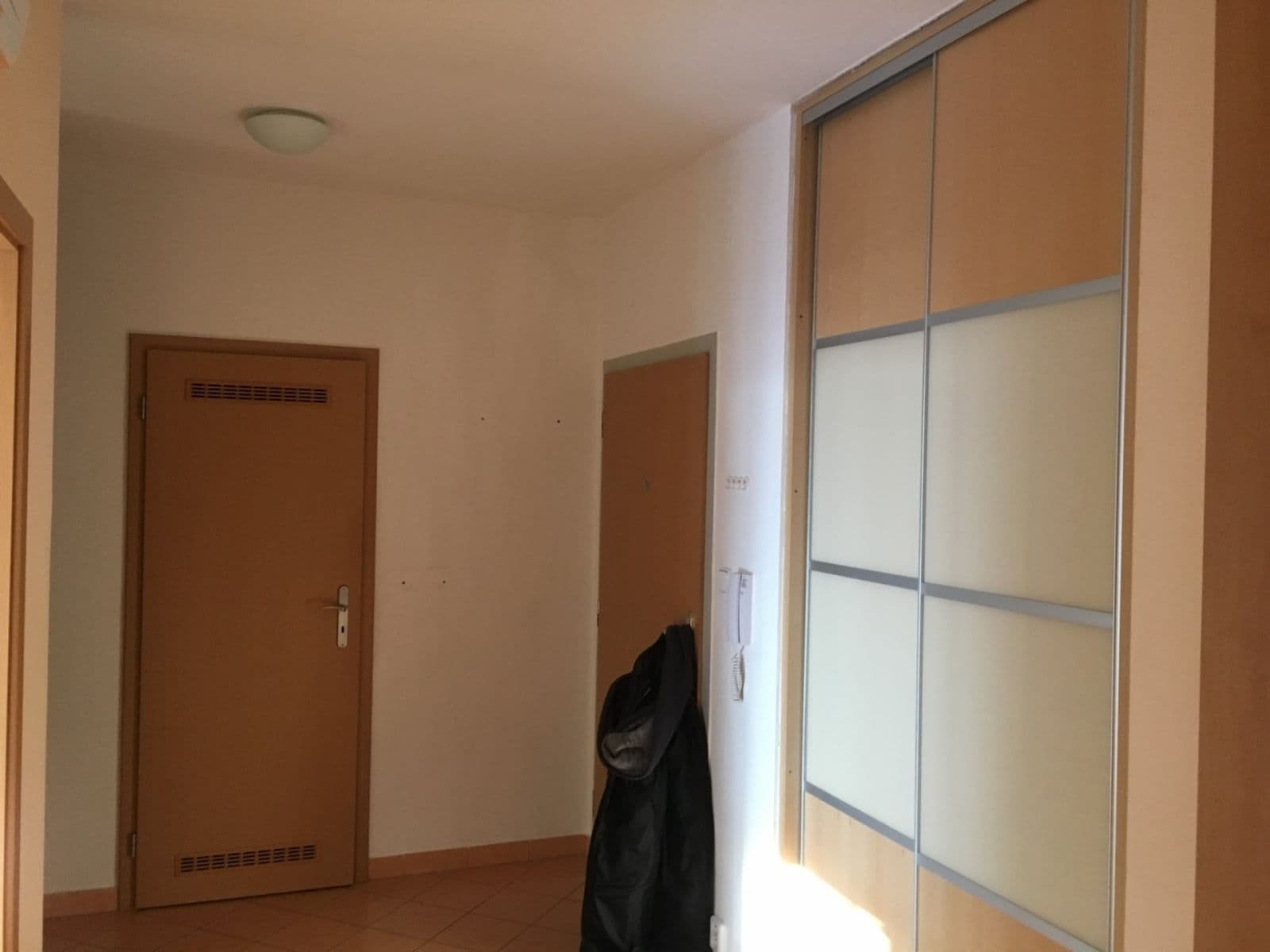 Predaj bytu 3-izbový 81 m², Budapešťská, Praha, Praha Predaj bytu 3-izbový 81 m², Budapešťská, Praha, Praha
