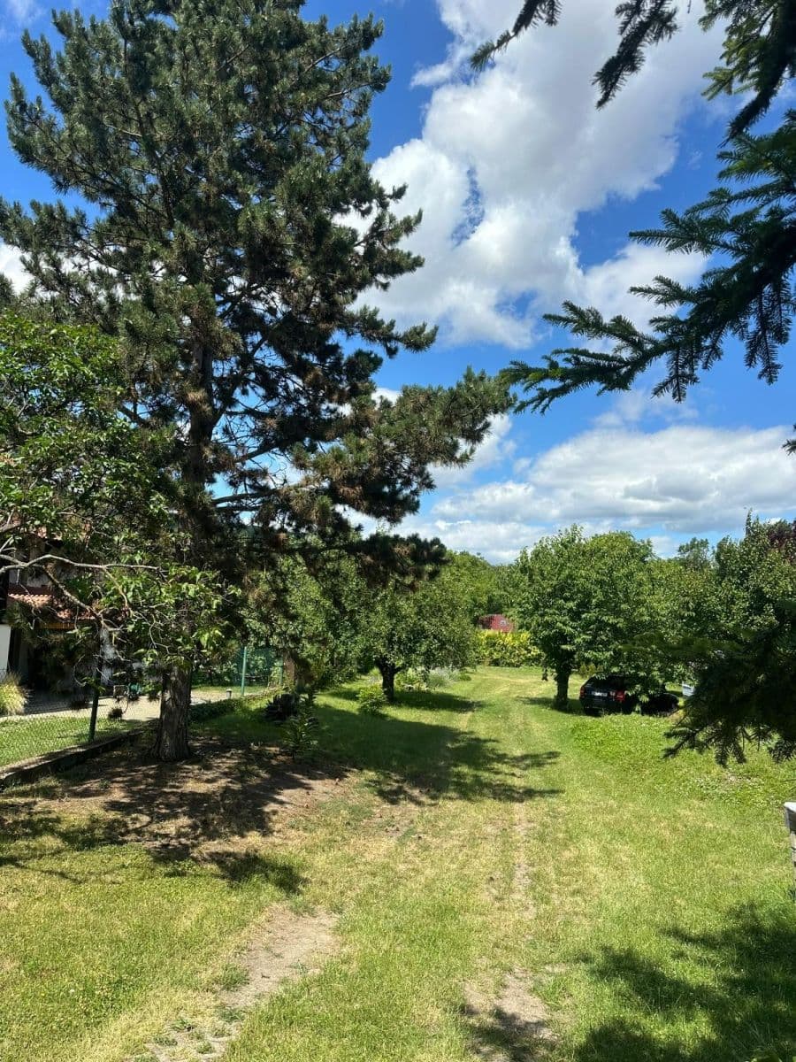 Predaj pozemku 1.920 m², Sokolská, Třebenice, Ústecký kraj Predaj pozemku 1.920 m², Sokolská, Třebenice, Ústecký kraj