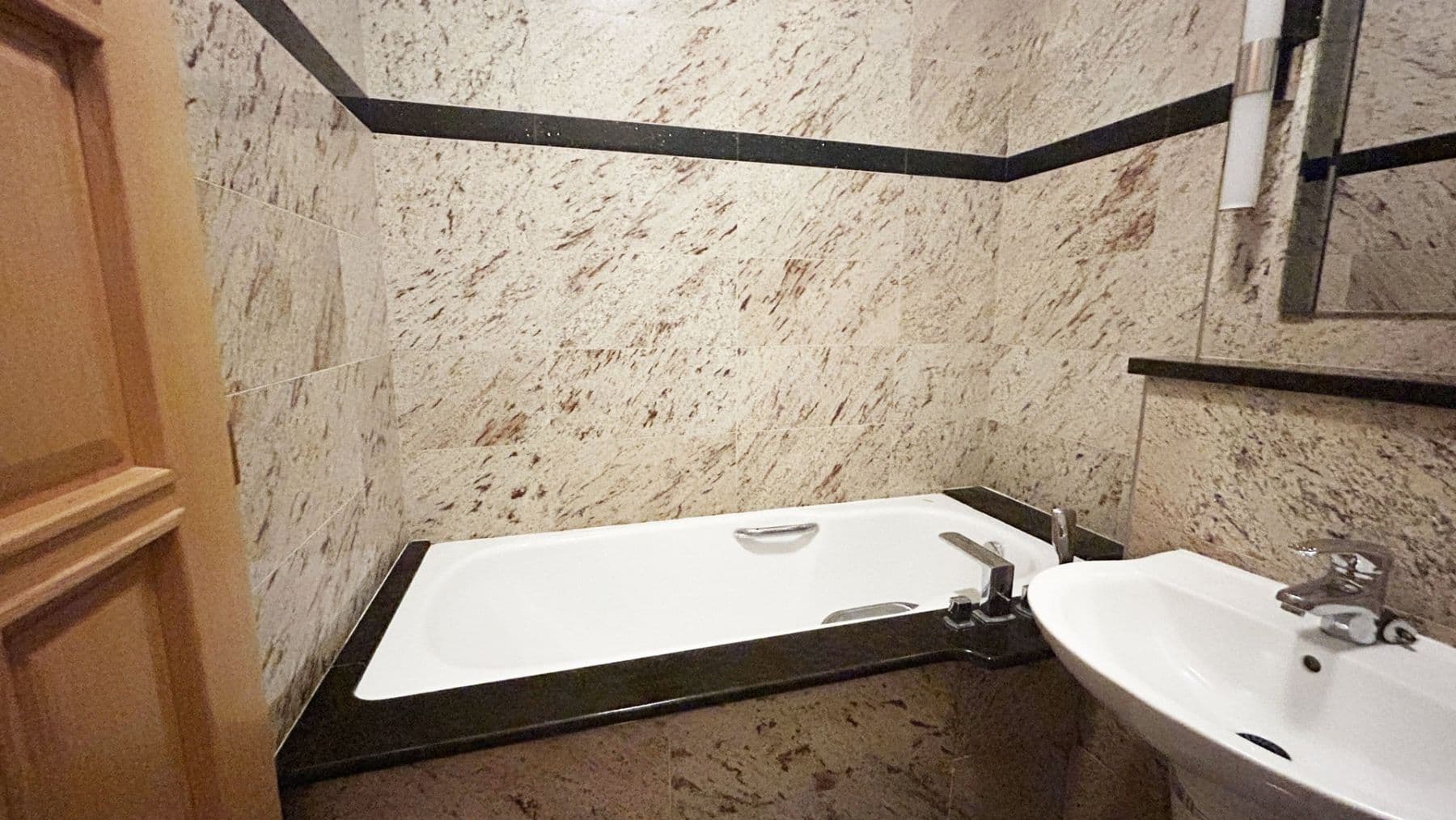 Prenájom bytu 1-izbový 35 m², Pravá, Praha, Praha Prenájom bytu 1-izbový 35 m², Pravá, Praha, Praha