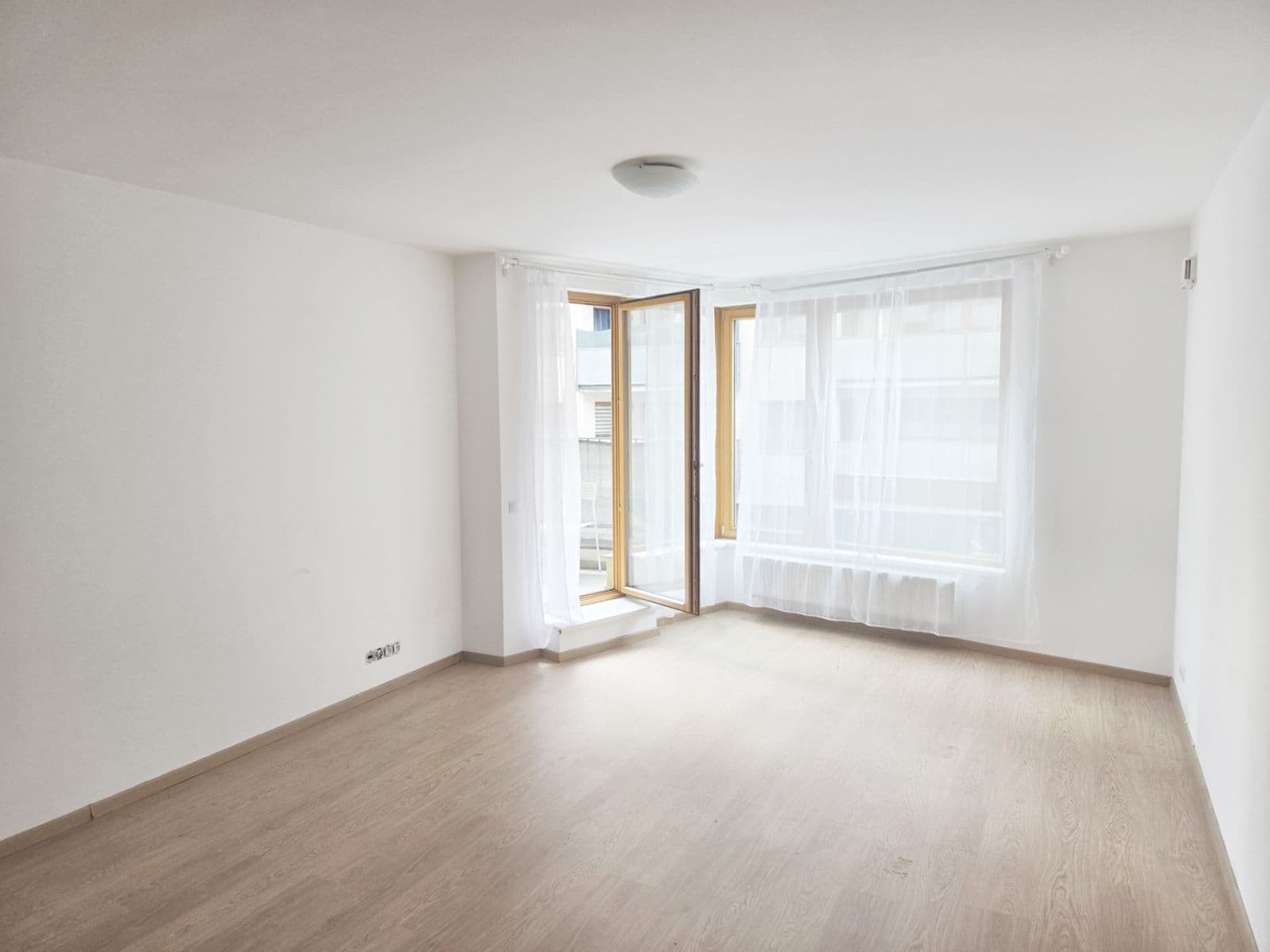 Prenájom bytu 2-izbový 63 m², Kurta Konráda, Praha, Praha Prenájom bytu 2-izbový 63 m², Kurta Konráda, Praha, Praha