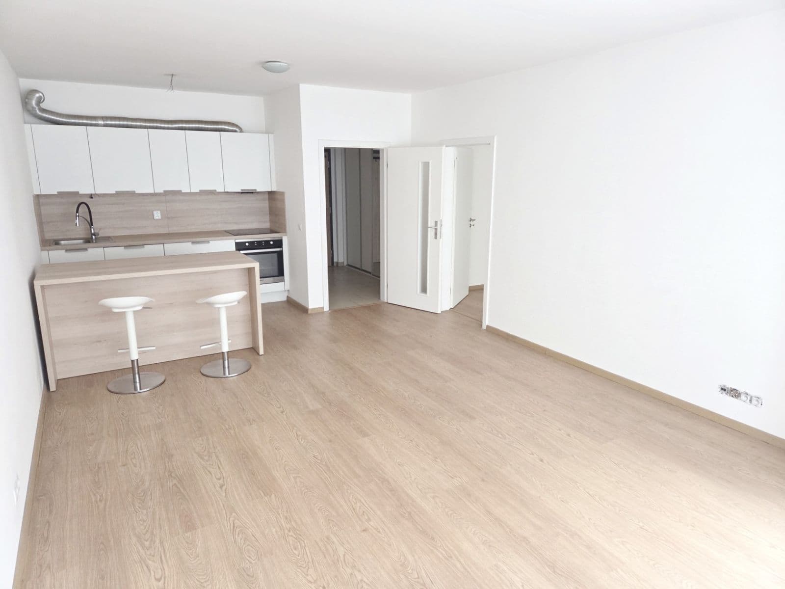 Prenájom bytu 2-izbový 63 m², Kurta Konráda, Praha, Praha Prenájom bytu 2-izbový 63 m², Kurta Konráda, Praha, Praha