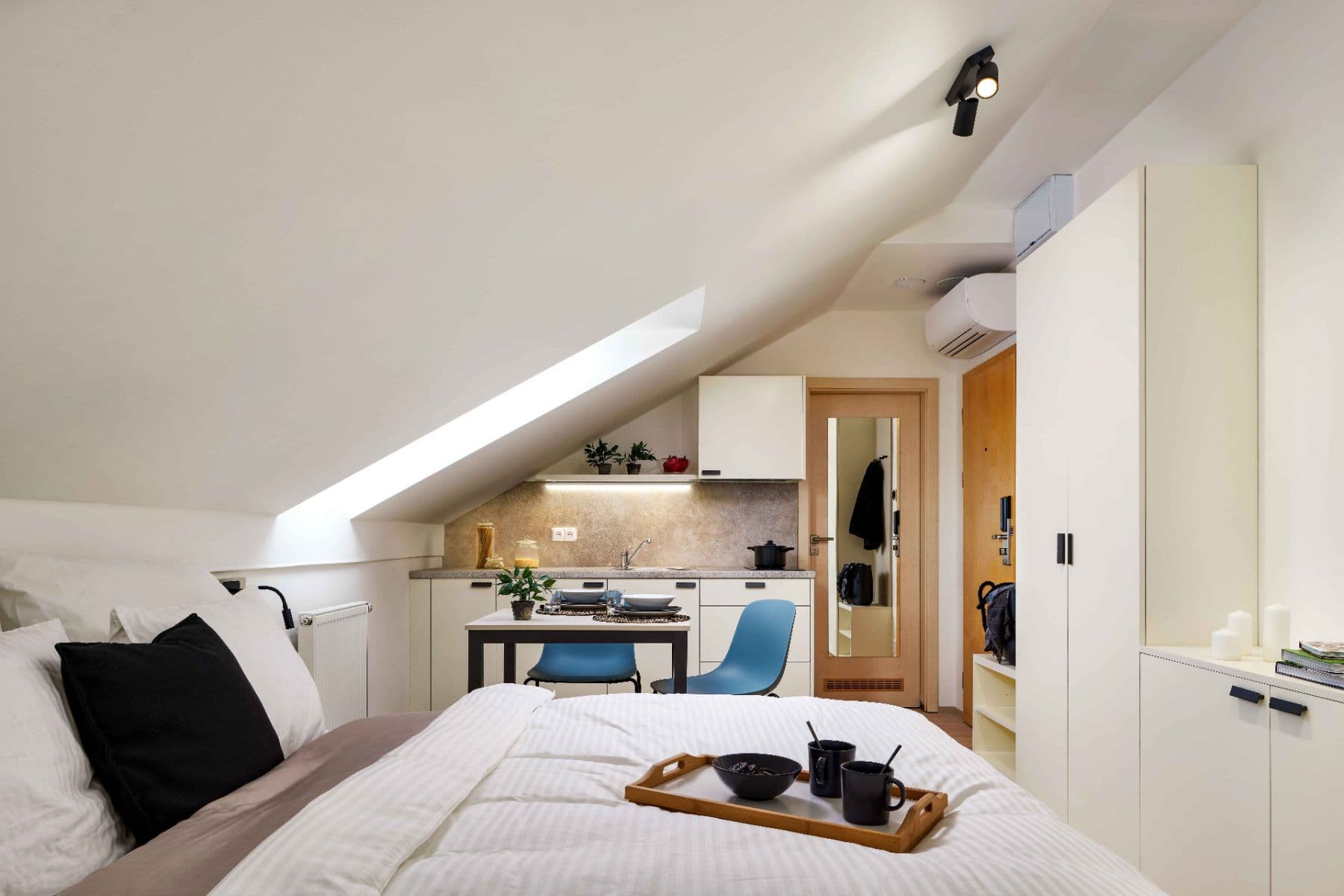 Prenájom bytu 1-izbový 22 m², Na Ostrůvku, Praha, Praha Prenájom bytu 1-izbový 22 m², Na Ostrůvku, Praha, Praha