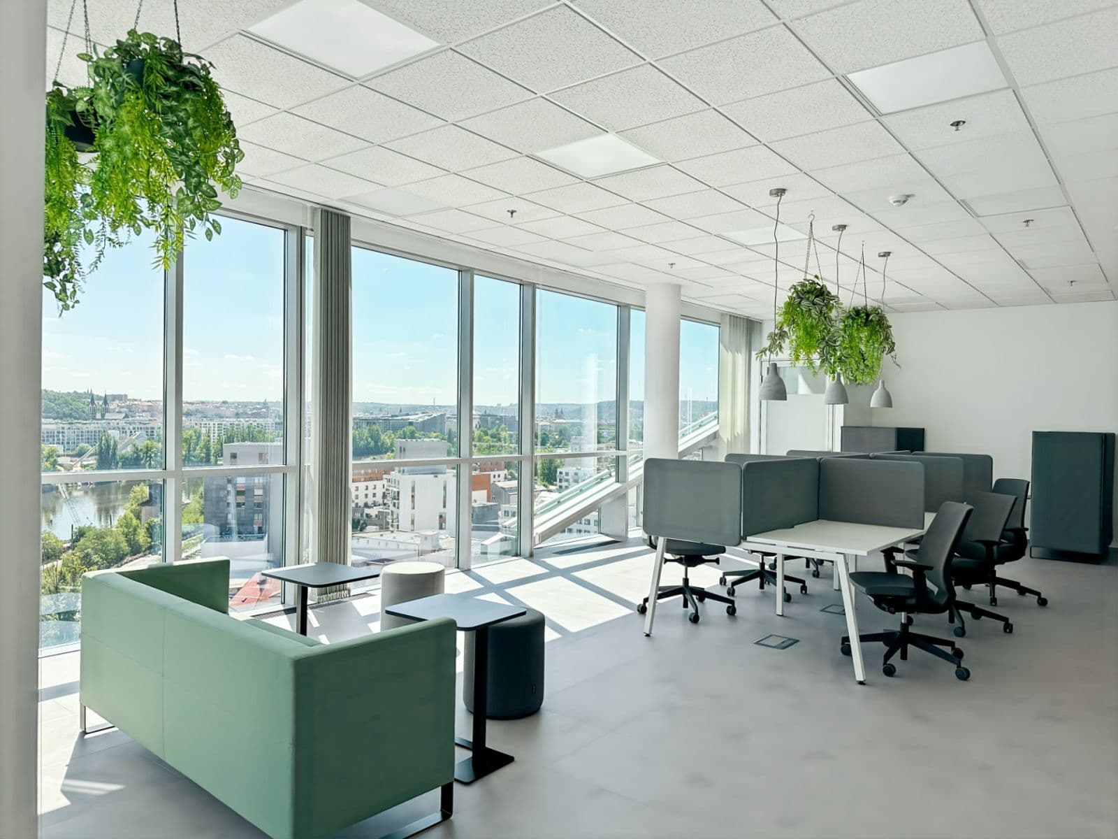 Prenájom kancelárie 28 m², Jankovcova, Praha, Praha Prenájom kancelárie 28 m², Jankovcova, Praha, Praha