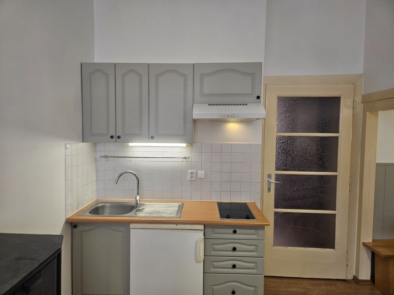 Prenájom bytu 1-izbový 30 m², Truhlářská, Praha, Praha Prenájom bytu 1-izbový 30 m², Truhlářská, Praha, Praha