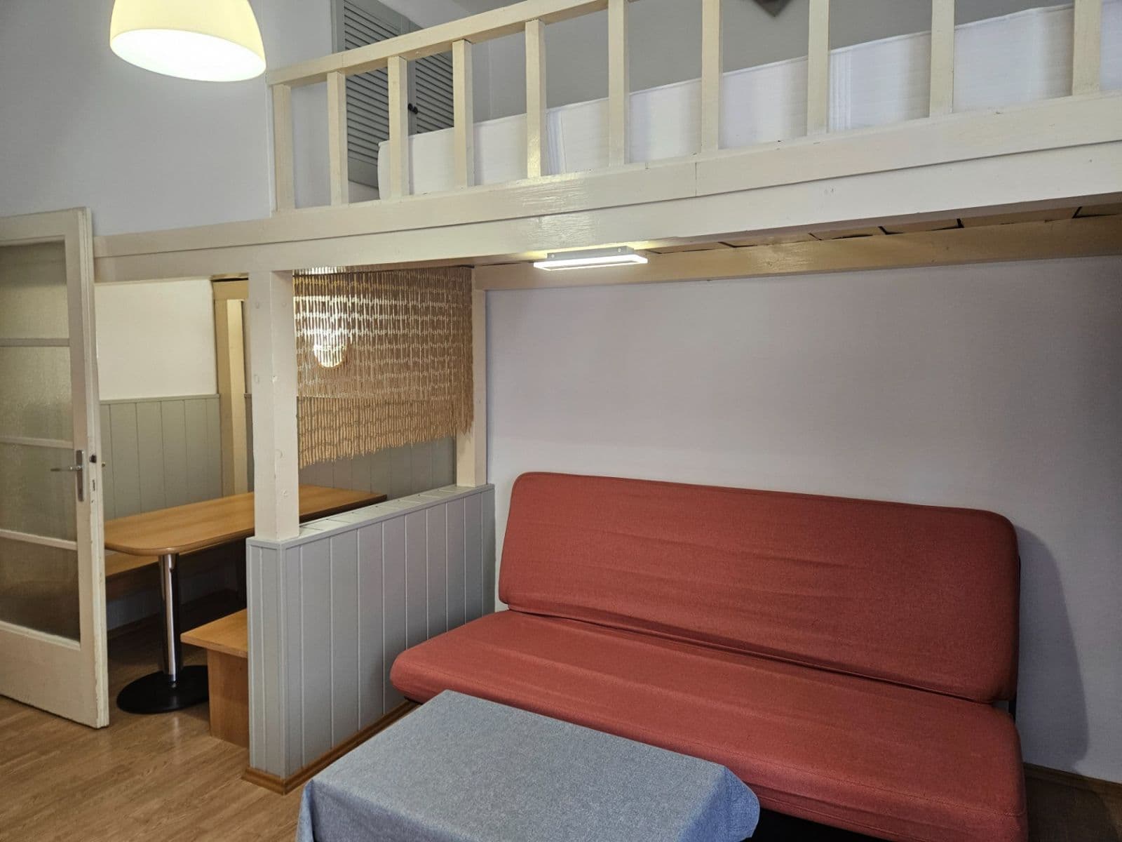 Prenájom bytu 1-izbový 30 m², Truhlářská, Praha, Praha Prenájom bytu 1-izbový 30 m², Truhlářská, Praha, Praha