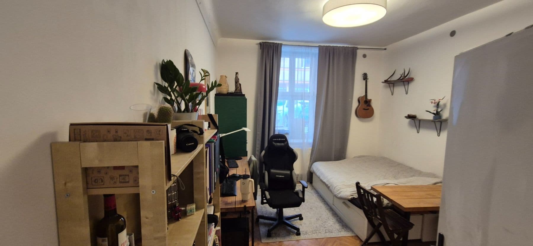 Prenájom bytu 1-izbový 38 m², Přístavní, Praha, Praha Prenájom bytu 1-izbový 38 m², Přístavní, Praha, Praha
