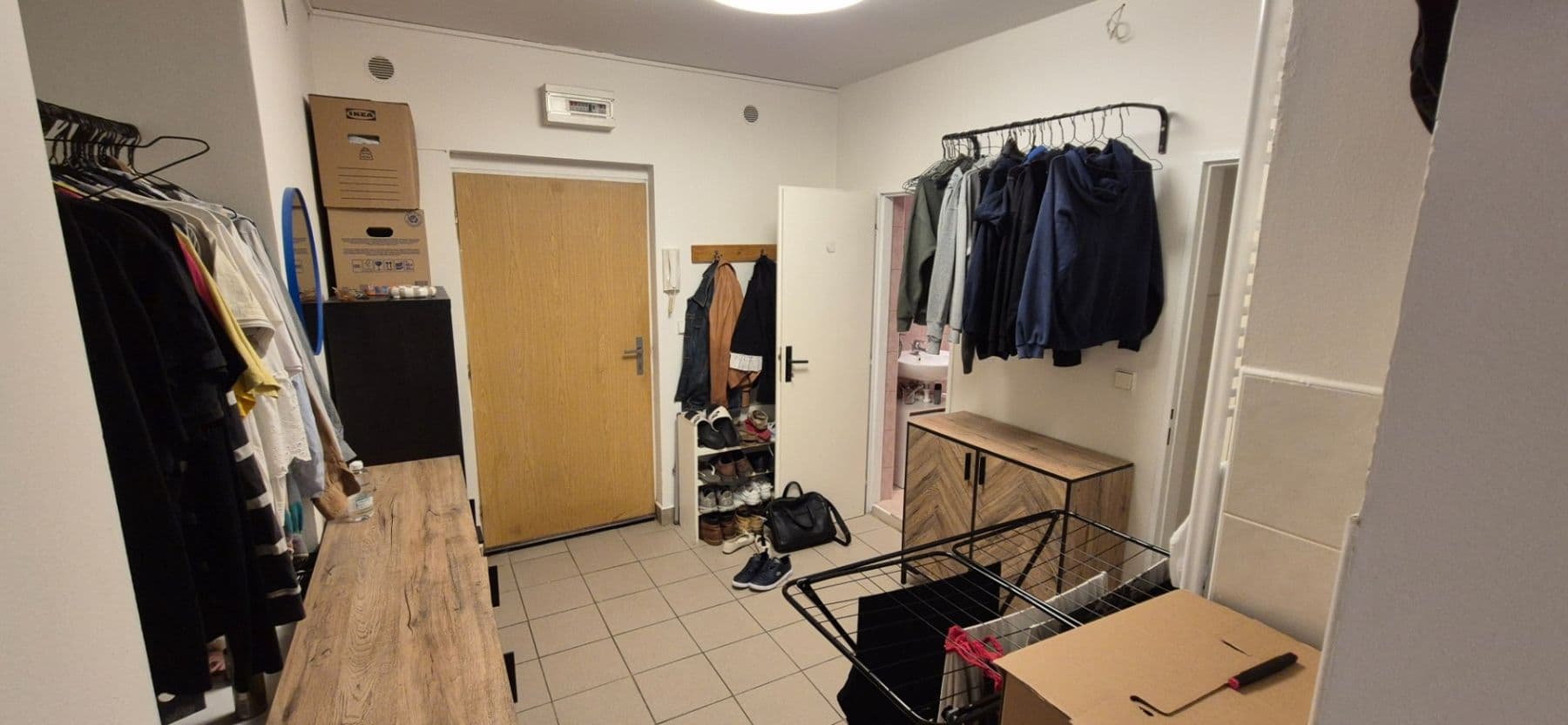 Prenájom bytu 1-izbový 38 m², Přístavní, Praha, Praha Prenájom bytu 1-izbový 38 m², Přístavní, Praha, Praha