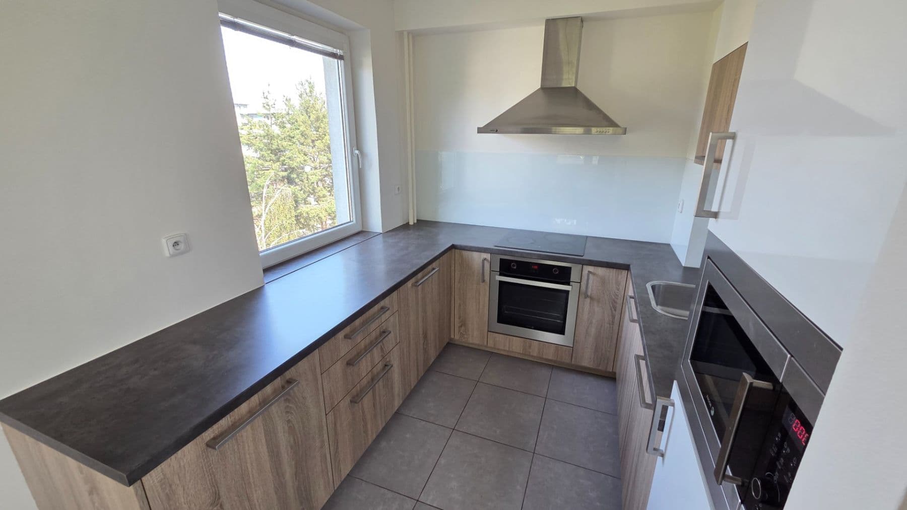 Prenájom bytu 3-izbový 66 m², Habrová, Praha, Praha Prenájom bytu 3-izbový 66 m², Habrová, Praha, Praha