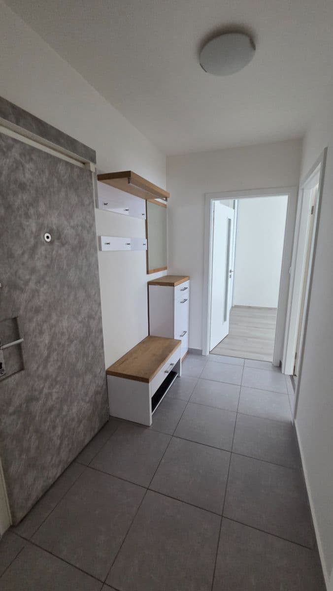 Prenájom bytu 3-izbový 66 m², Habrová, Praha, Praha Prenájom bytu 3-izbový 66 m², Habrová, Praha, Praha