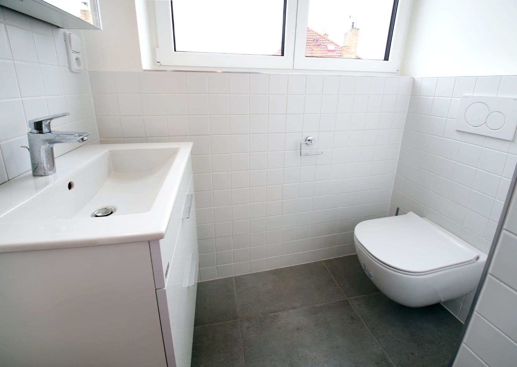 Prenájom bytu 3-izbový 106 m², Na Nivách, Praha, Praha Prenájom bytu 3-izbový 106 m², Na Nivách, Praha, Praha
